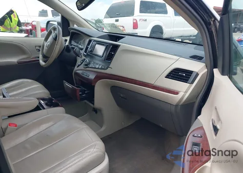 2014 Toyota Sienna Xle/Limited из США, поврежденный, VIN 5TDDK3DCXES083992